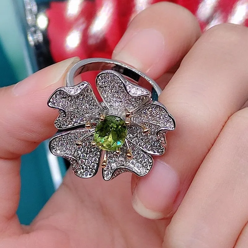 Elegant Diamond Treasure Natural Peridot Flower Ring