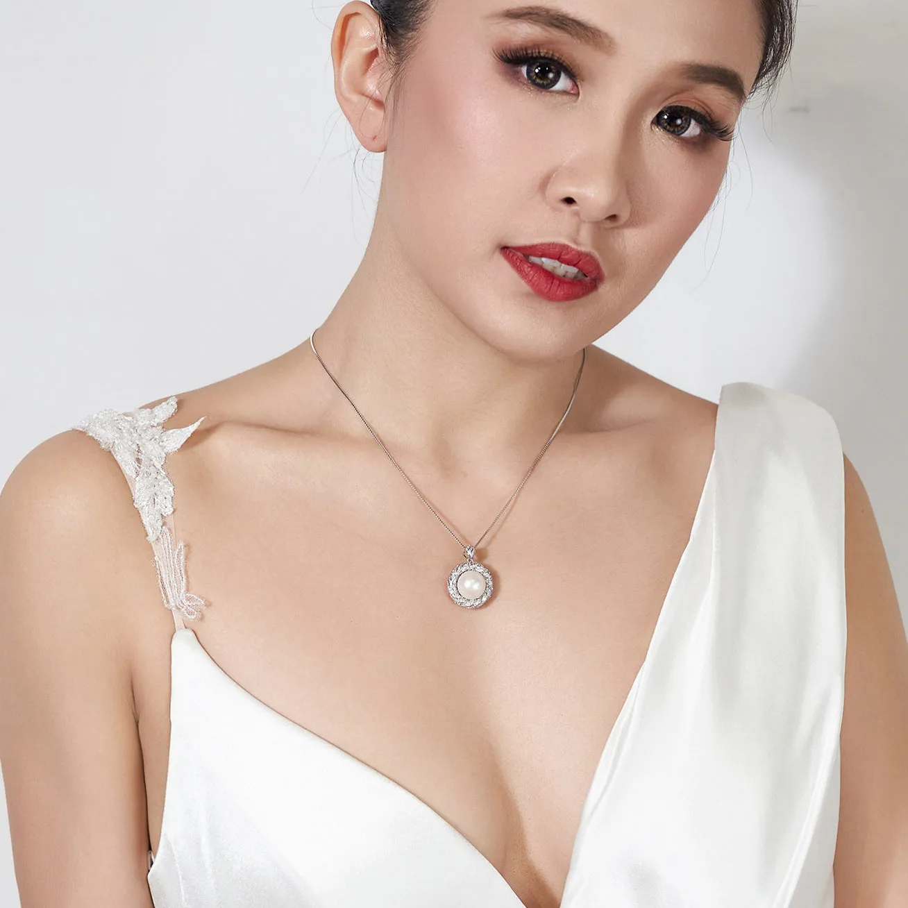 Elegant Edison Pearl Necklace WN00430