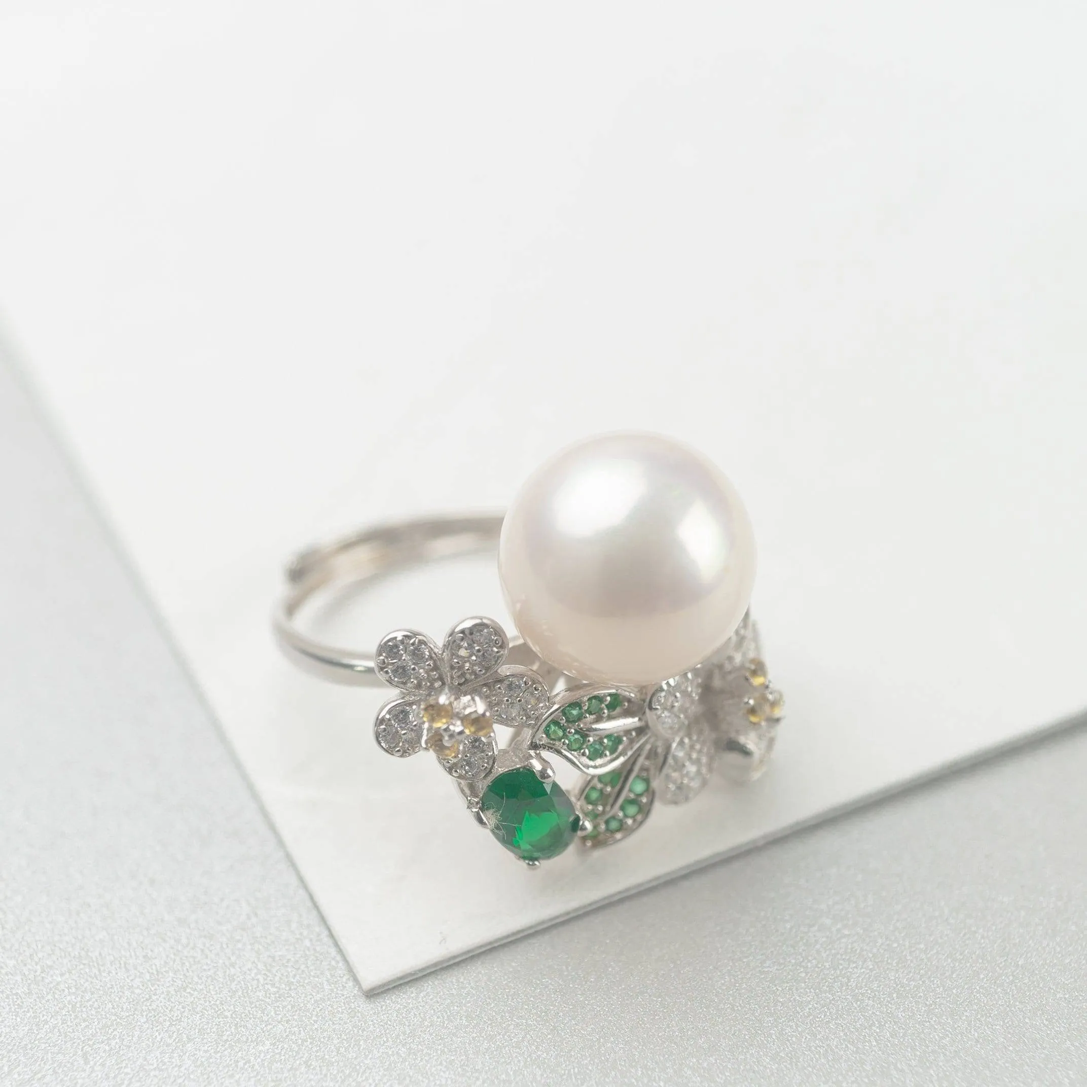 Elegant Edison Pearl Ring WR00002 | GARDENS