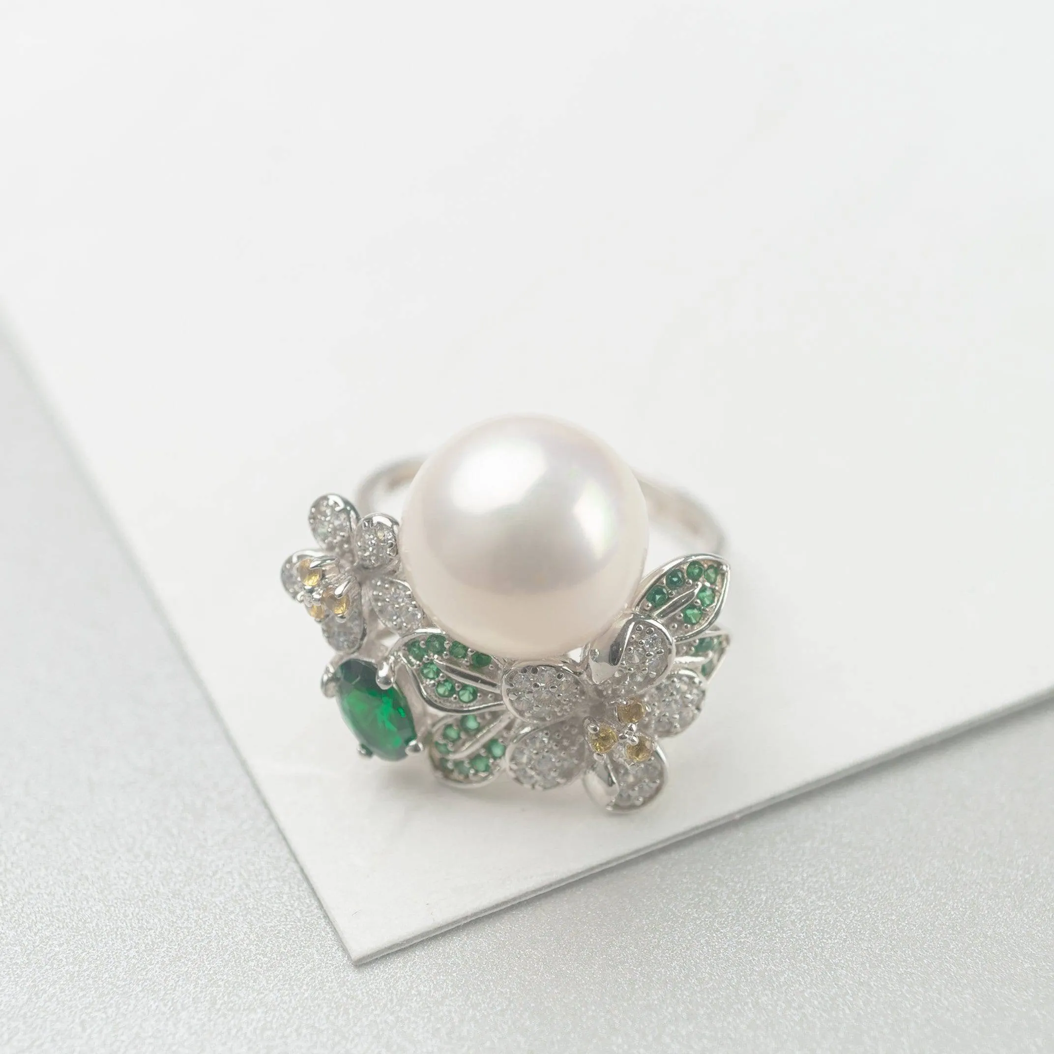 Elegant Edison Pearl Ring WR00002 | GARDENS