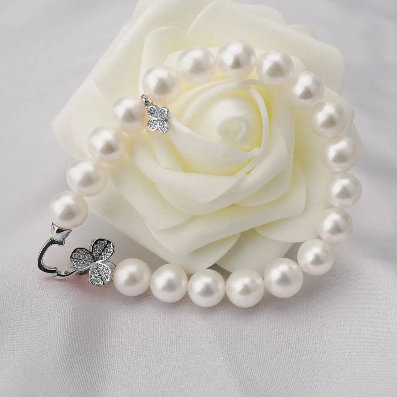 Elegant Freshwater Pearl Bracelet WB00013 | GARDENS