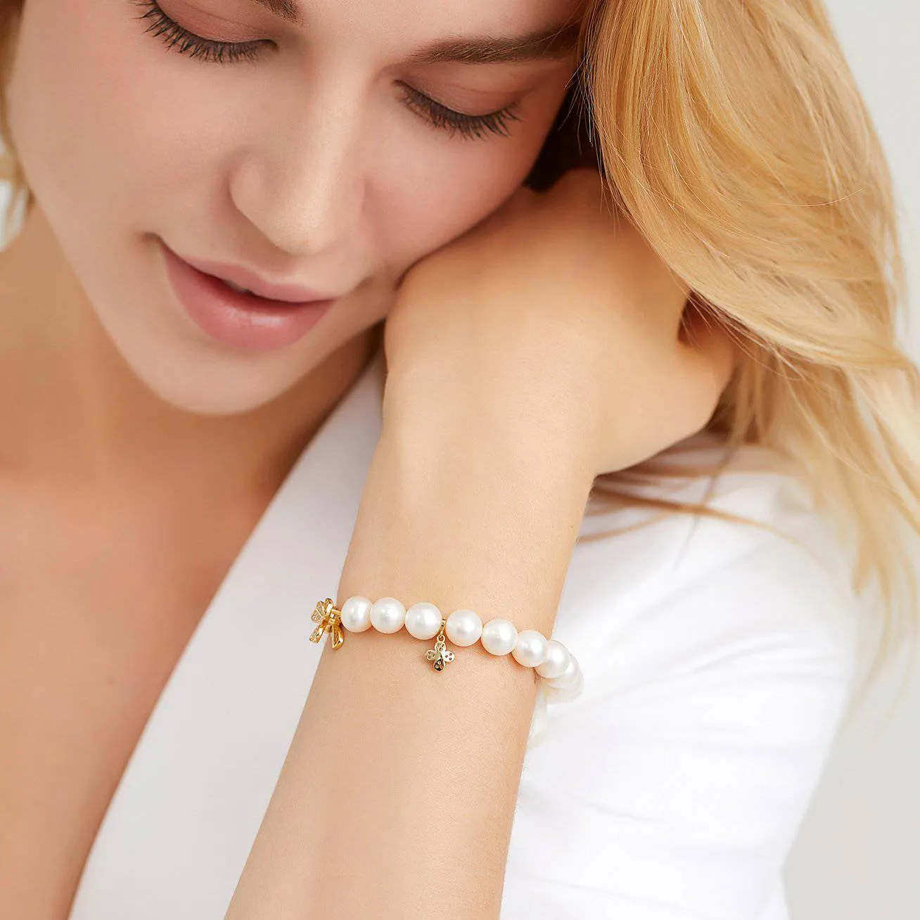 Elegant Freshwater Pearl Bracelet WB00030 | GARDENS