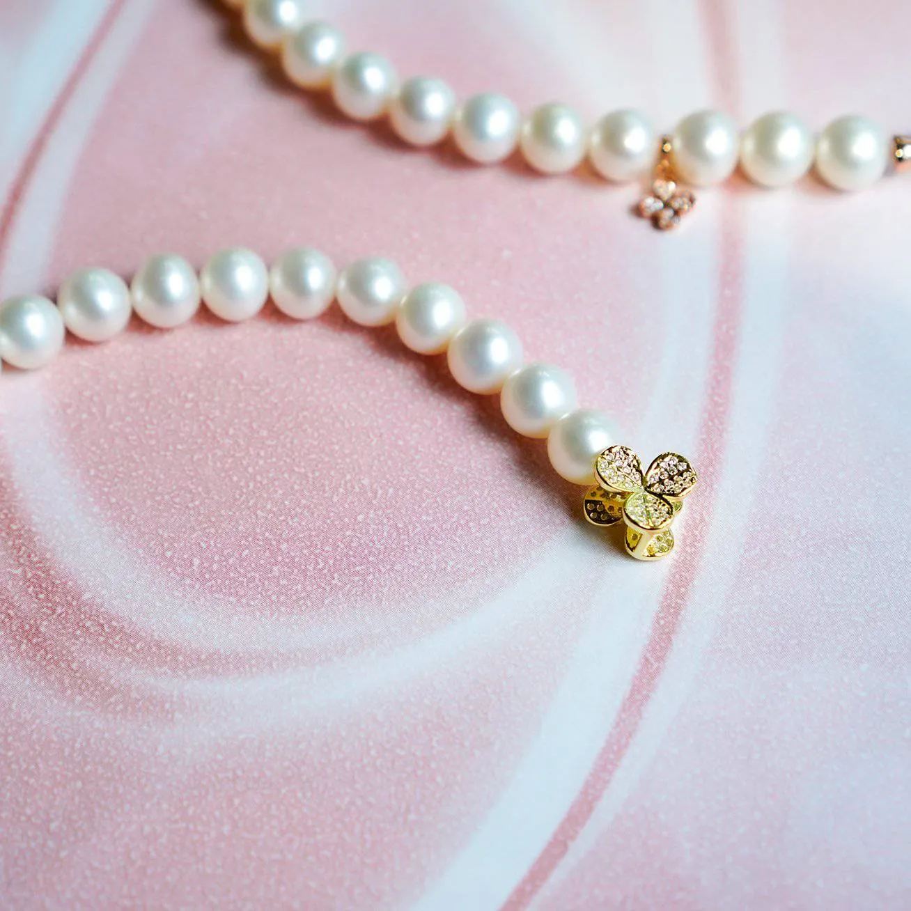 Elegant Freshwater Pearl Bracelet WB00030 | GARDENS