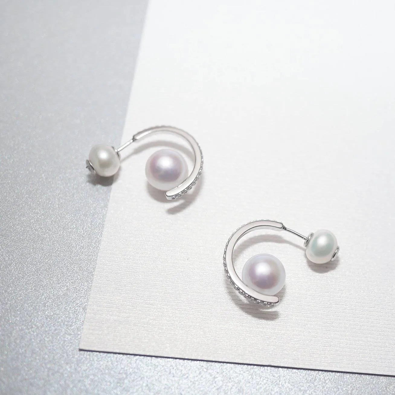 Elegant Freshwater Pearl Earrings WE00184