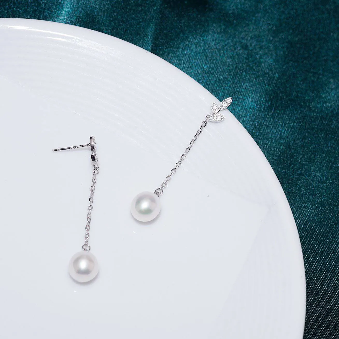 Elegant Freshwater Pearl Earrings WE00193 | GARDENS