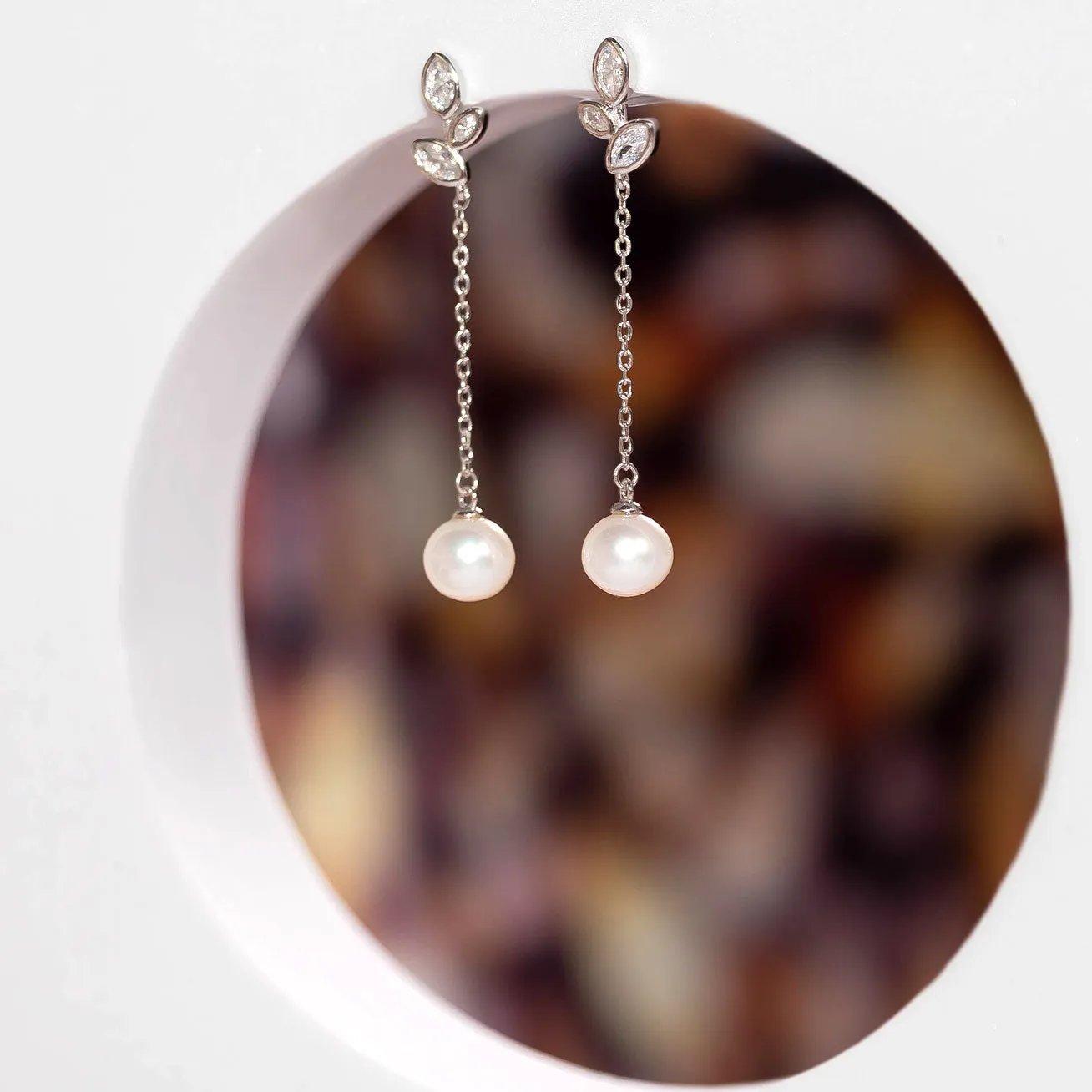 Elegant Freshwater Pearl Earrings WE00288 | GARDENS