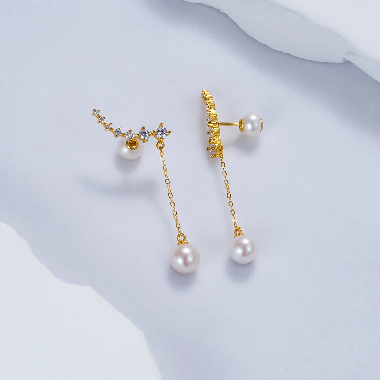 Elegant Freshwater Pearl Earrings WE00445