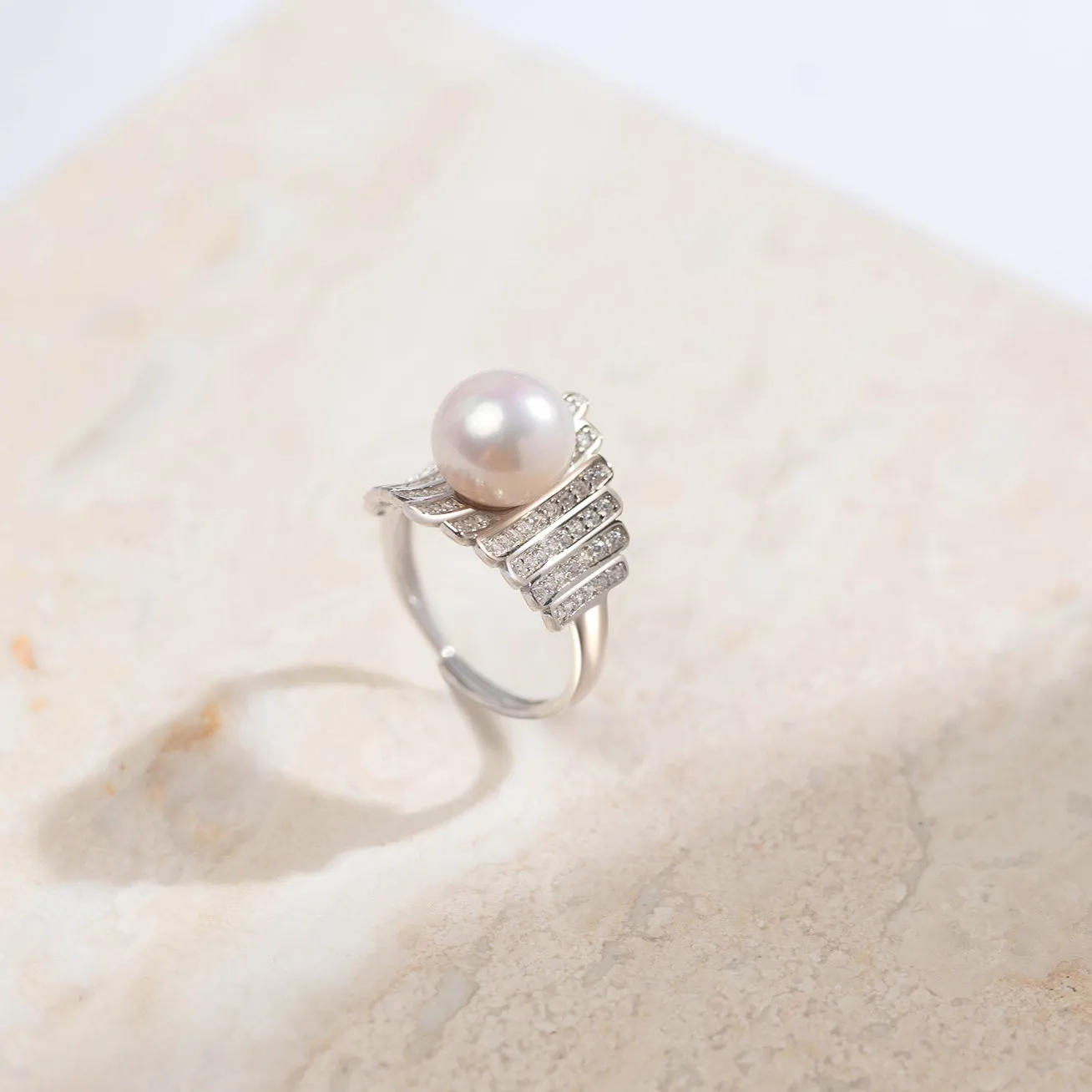 Elegant Freshwater Pearl Ring WR00143