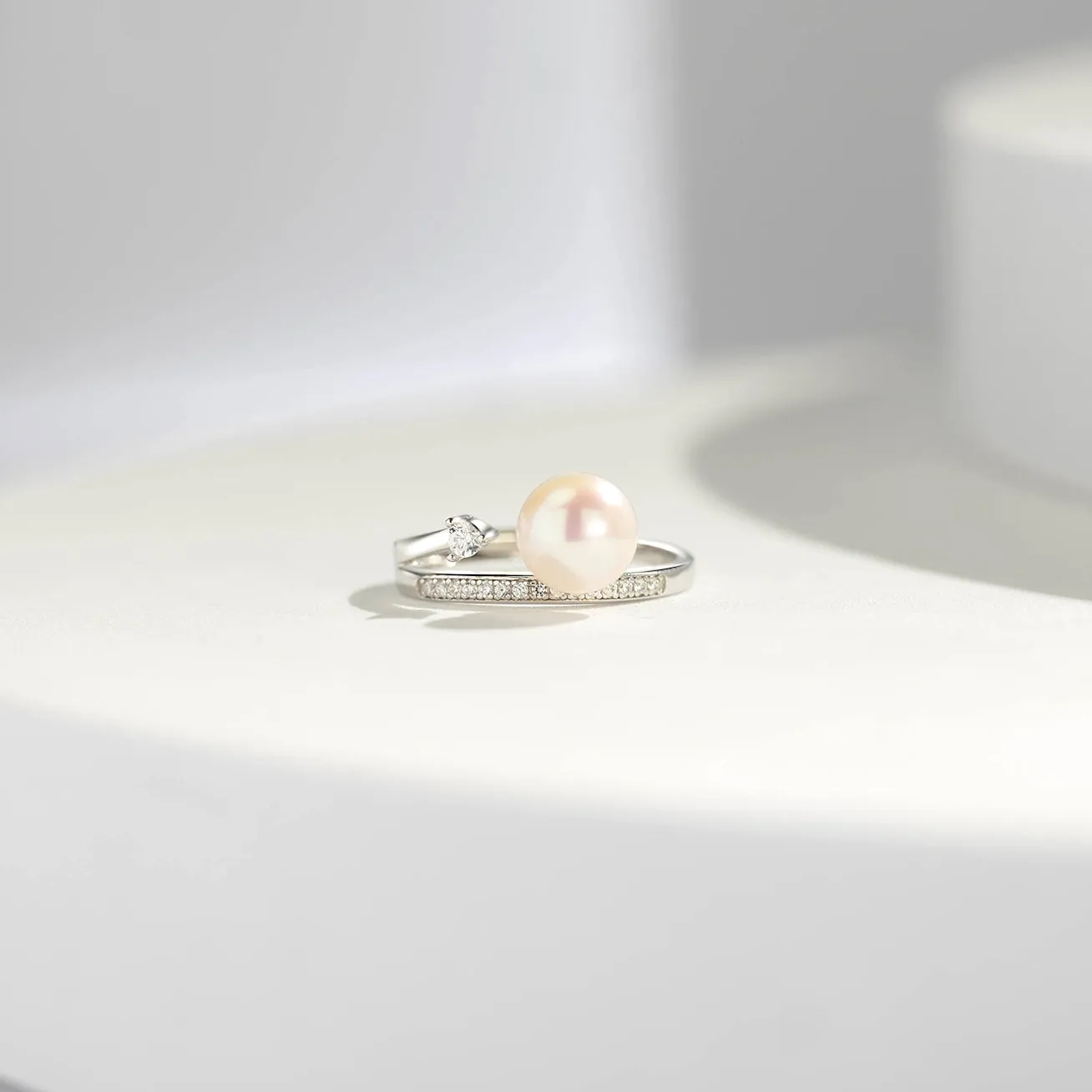 Elegant Freshwater Pearl Ring WR00198