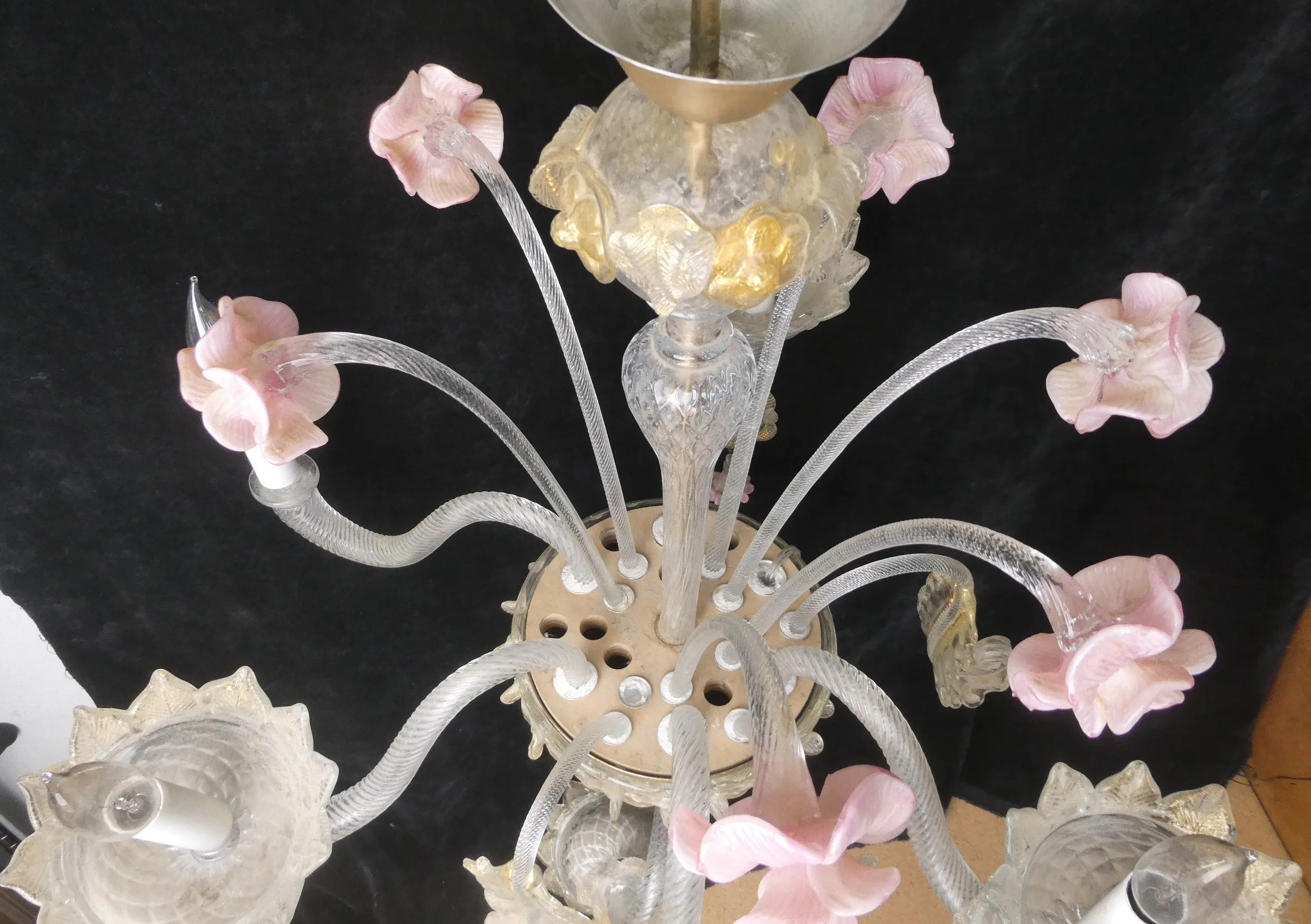 Elegant Murano Glass Chandelier - Needs some repairs