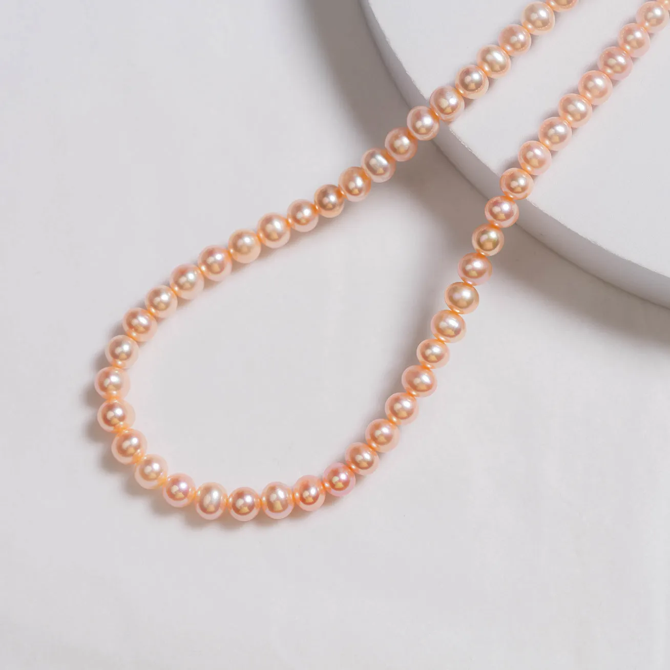 Elegant Pink Freshwater Pearl Necklace WN00195