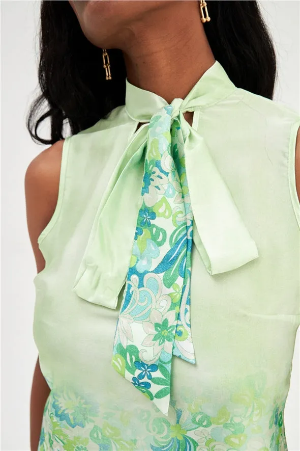 Floral Ombre Patterned Tie Neck Scarf Detailed Blouse - Green