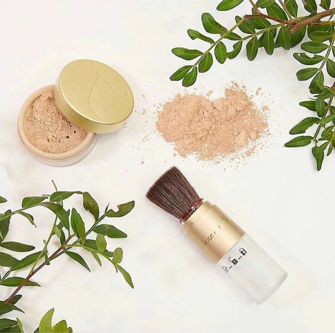 Jane Iredale Amazing Base Loose Mineral Powder