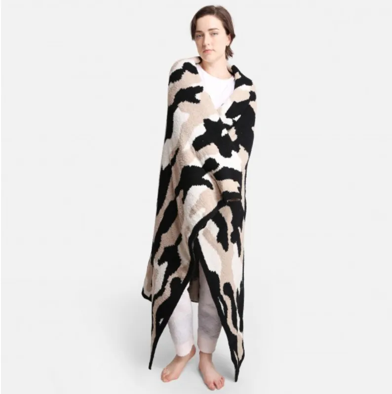 #K786 Luxury In Disguise Blanket