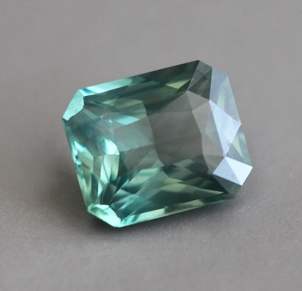 Loose 2.59 Ct Octagon Green Sapphire