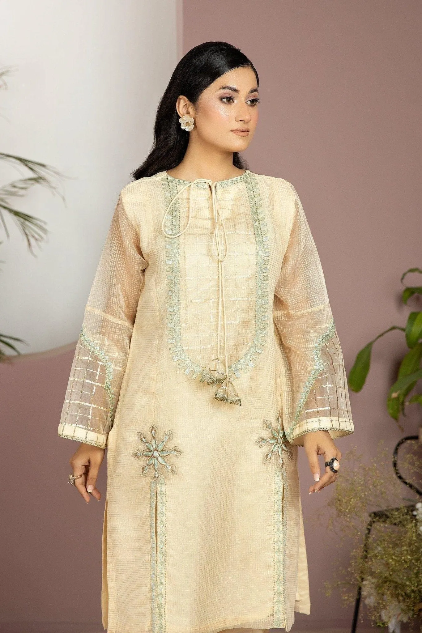 LUXURY EMBROIDERED PRET KLX-230906