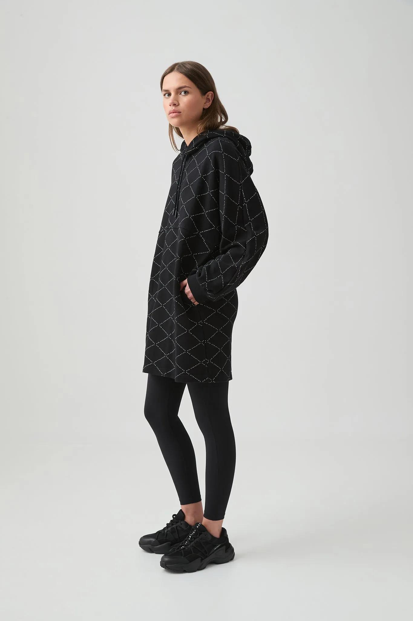 Oversized Hooded Jumper 411