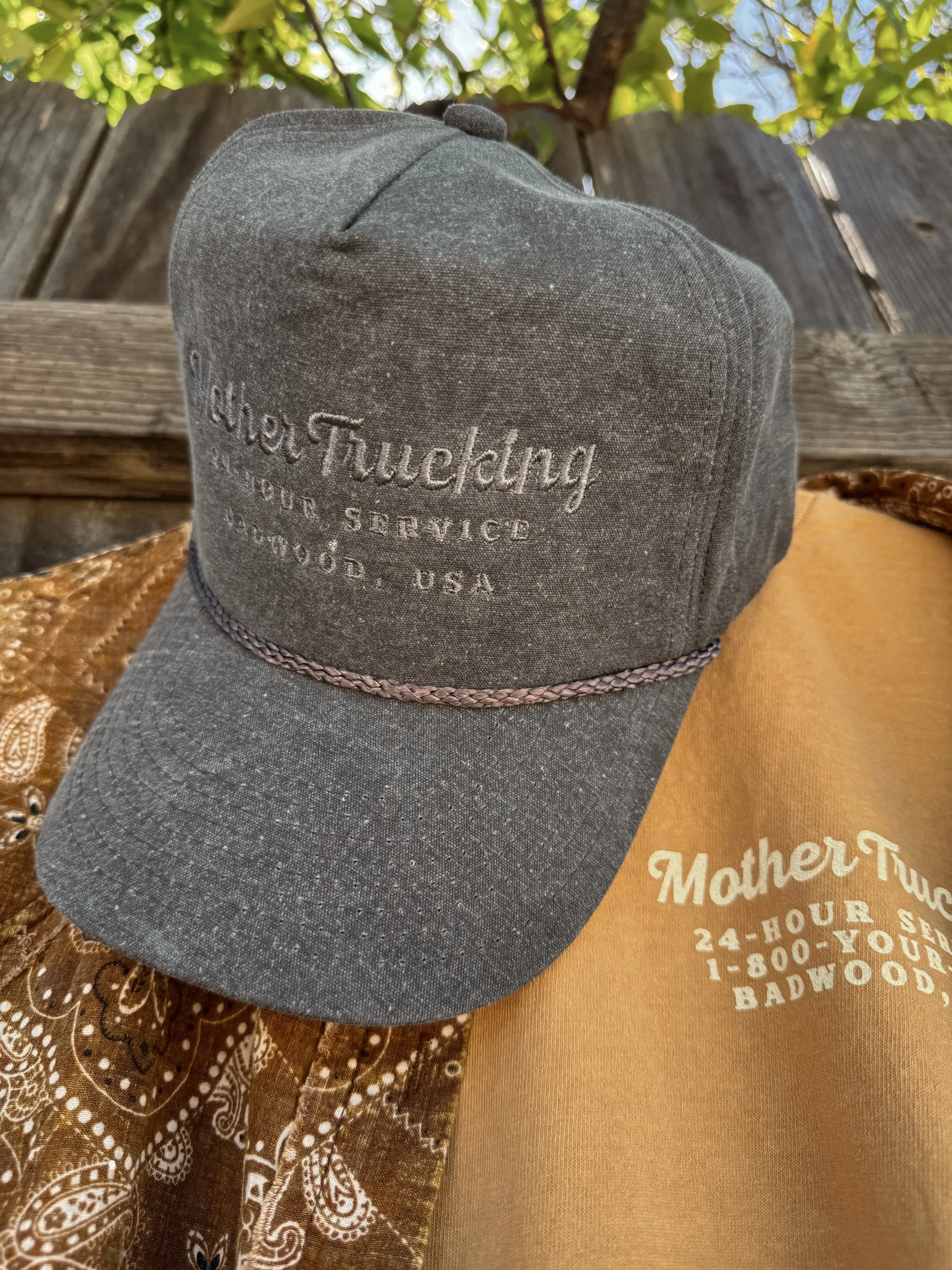 "MOTHER TRUCKING" Hat in FADED BLACK