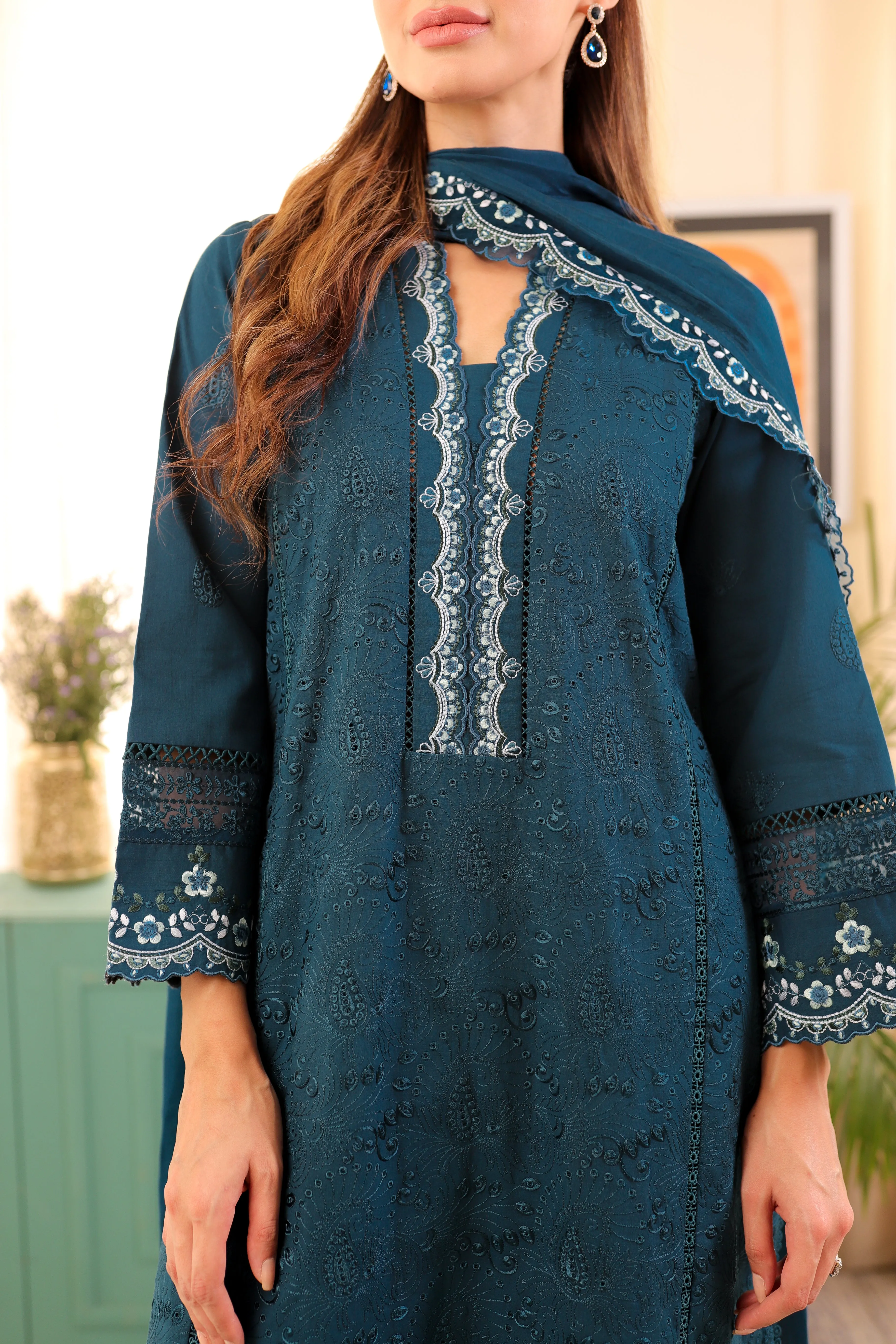 TEAL BLUE LUXURY LAWN NEL-23620