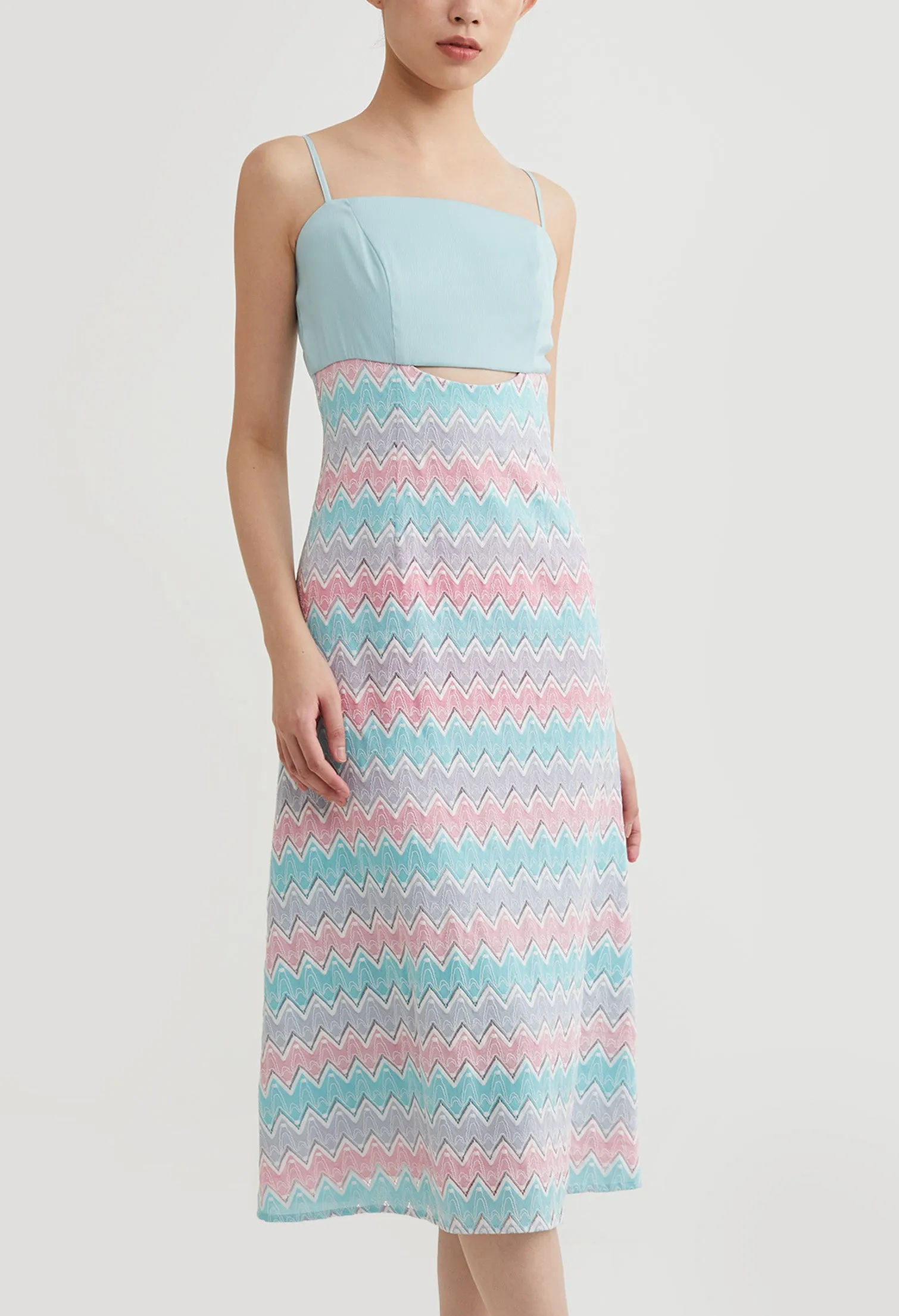 Zig Zag Patterned Sleeveless Midi Dress